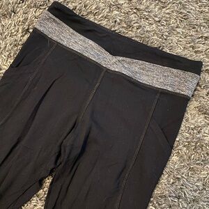 Forever 21  Black and Gray Leggings